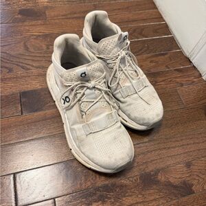 On Cloud Running Off-White Athletic Shoes